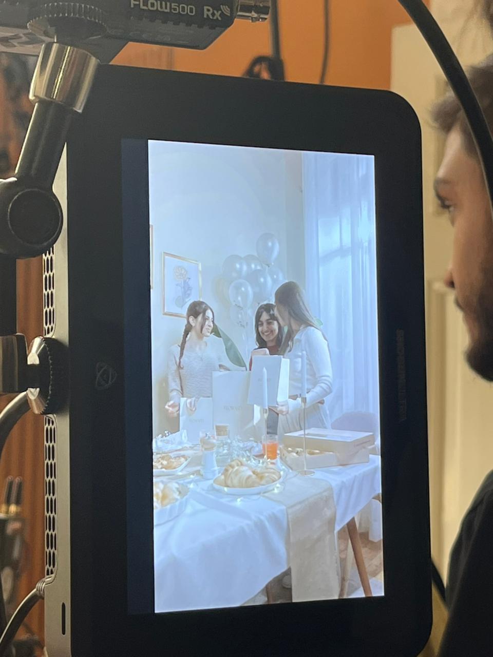 On set monitor view